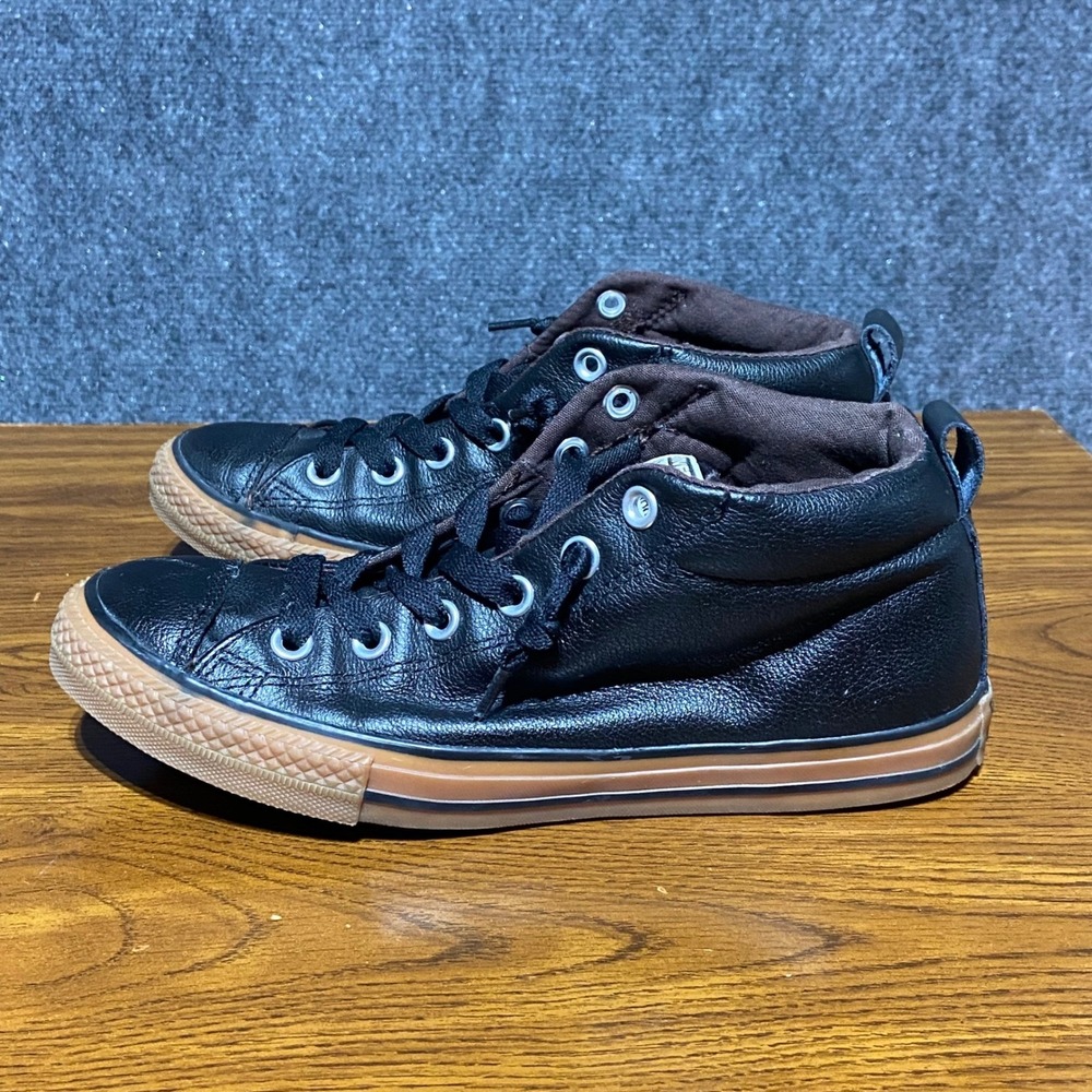 Converse Chuck Taylor All Star Street Mid Black Leather Gum Sole 645196C Size 6Y - Picture 4 of 10